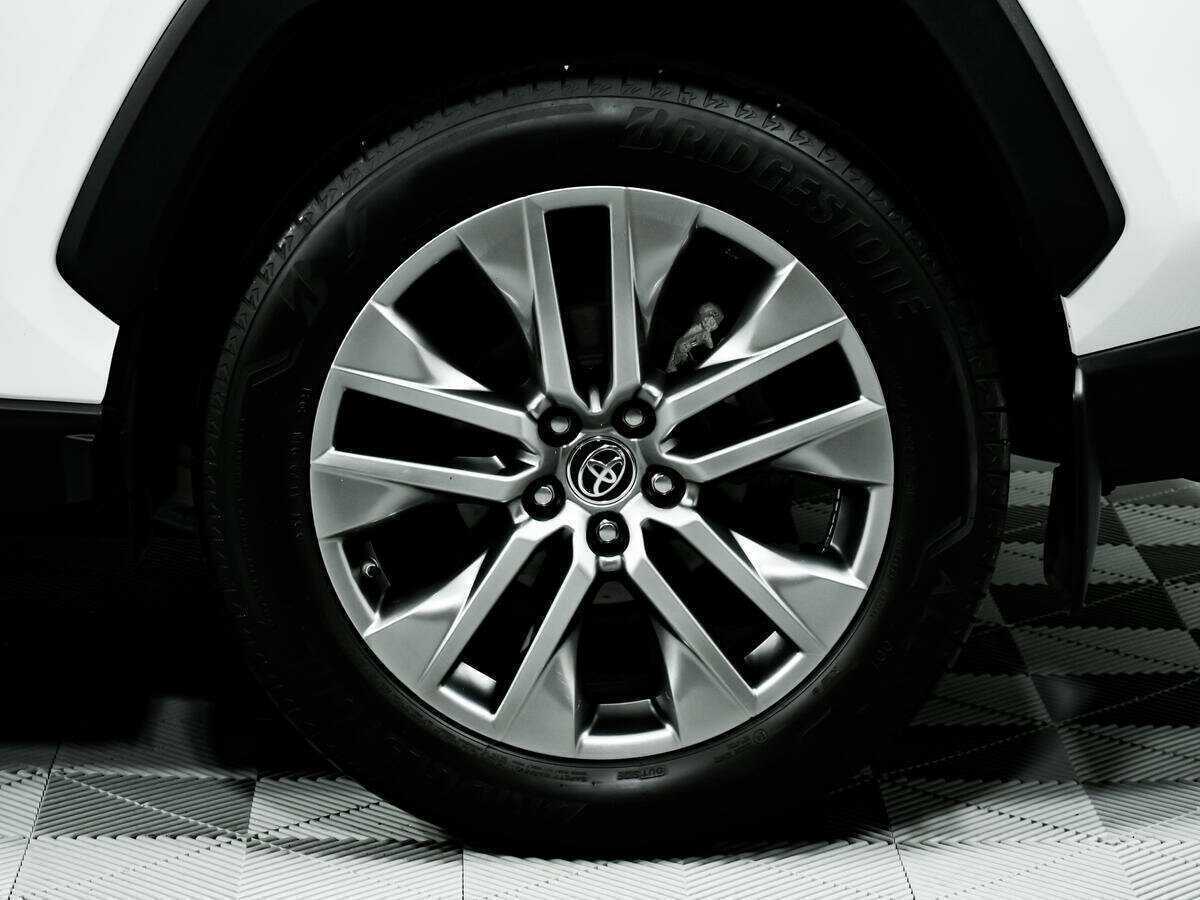 Toyota RAV4, 2021 Фото №14