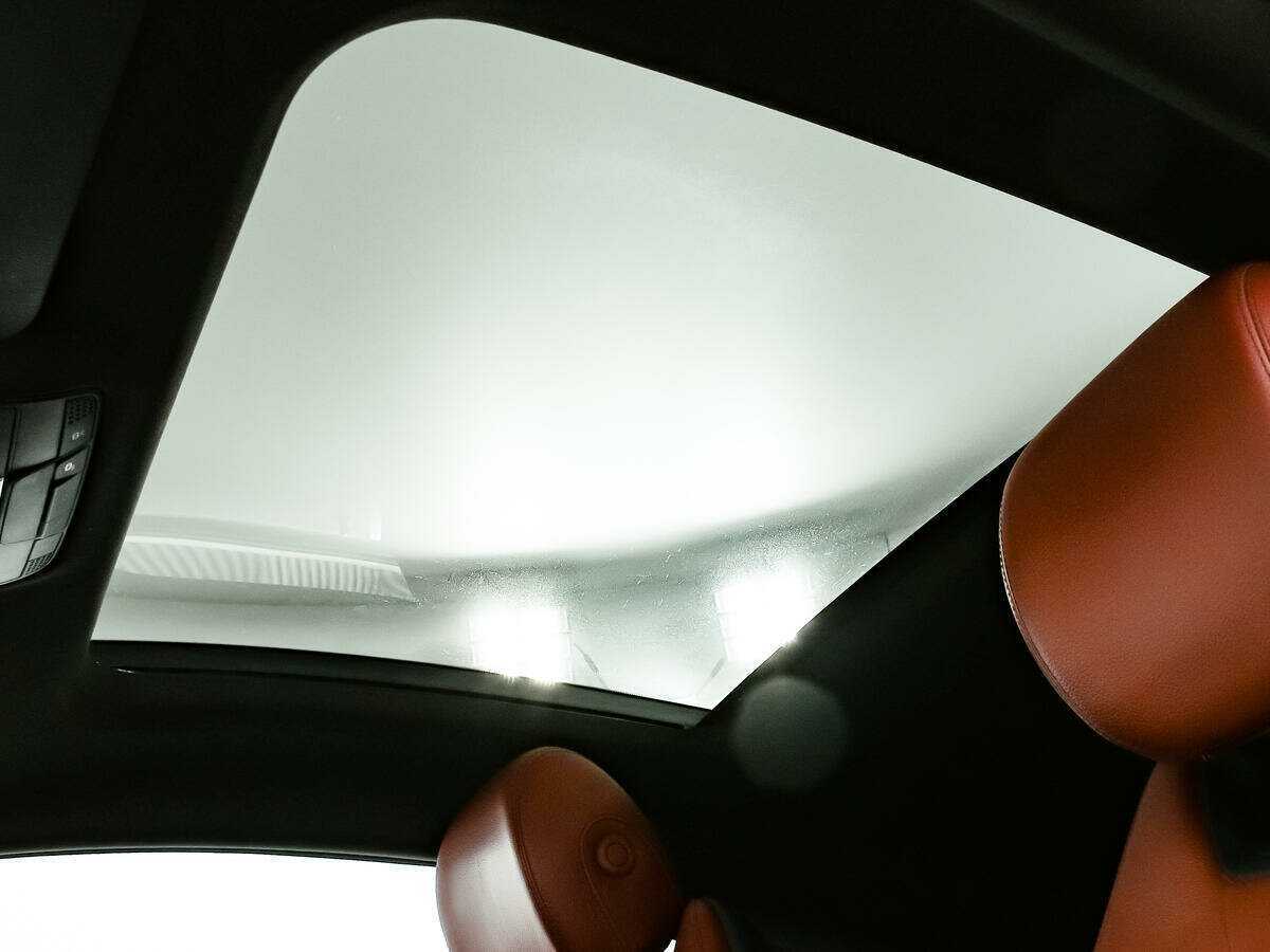 Mercedes-Benz C-Класс 300, 2016 Фото №16