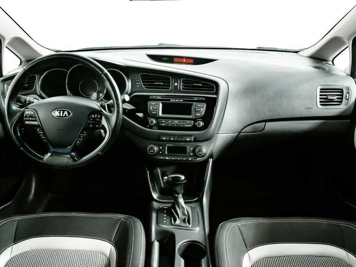 Kia Ceed, 2012 Фото №11
