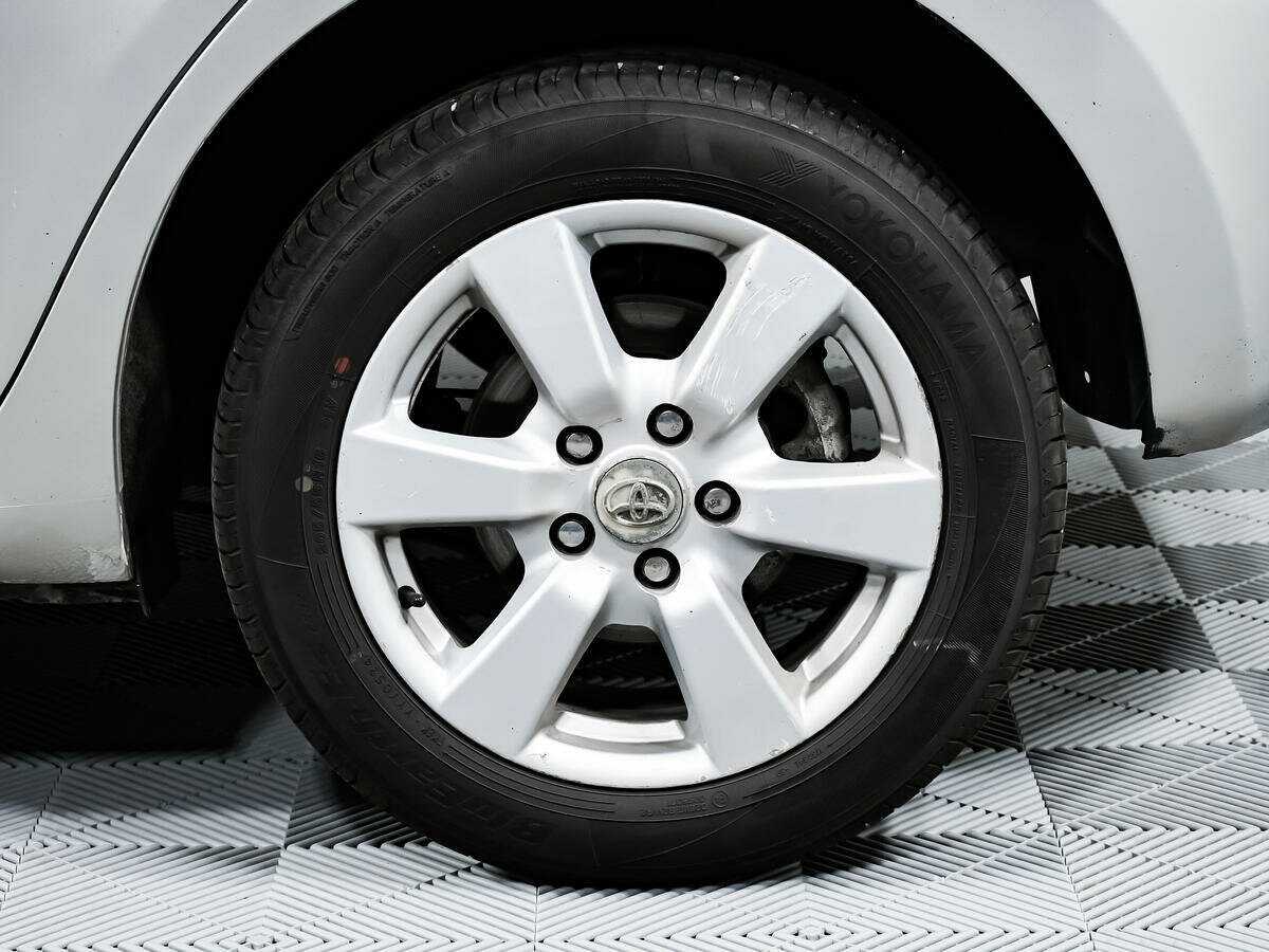 Toyota Auris, 2008 Фото №13