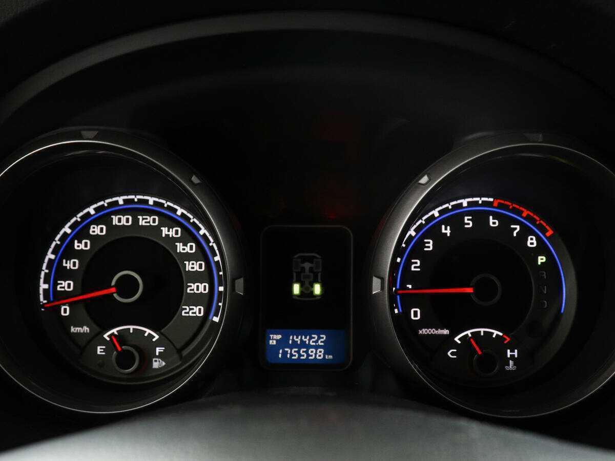 Mitsubishi Pajero, 2011 Фото №11