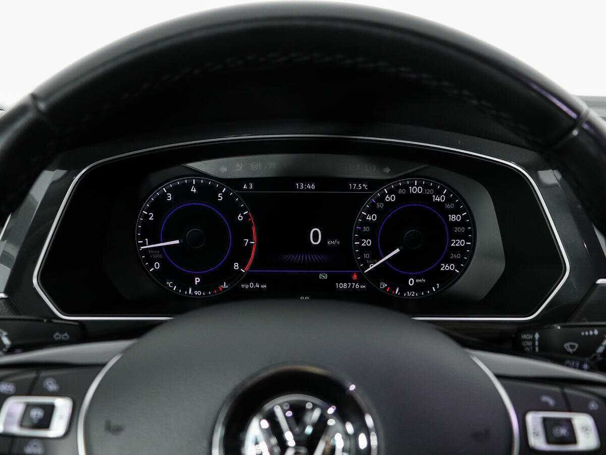 Volkswagen Tiguan, 2018 Фото №15