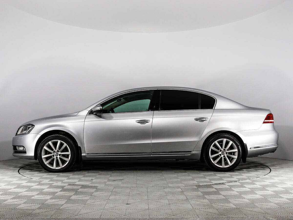 Volkswagen Passat, 2011 Фото №8