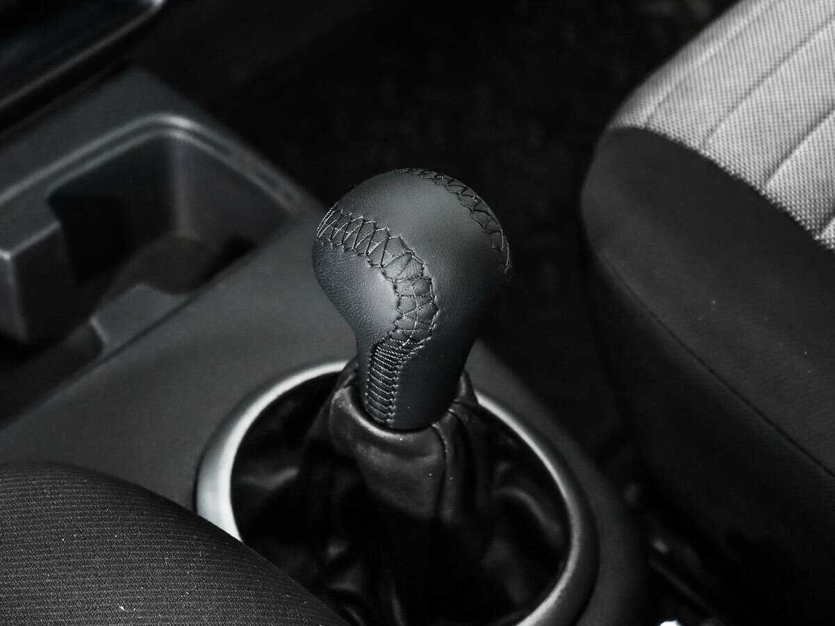 Suzuki SX4, 2010 Фото №11