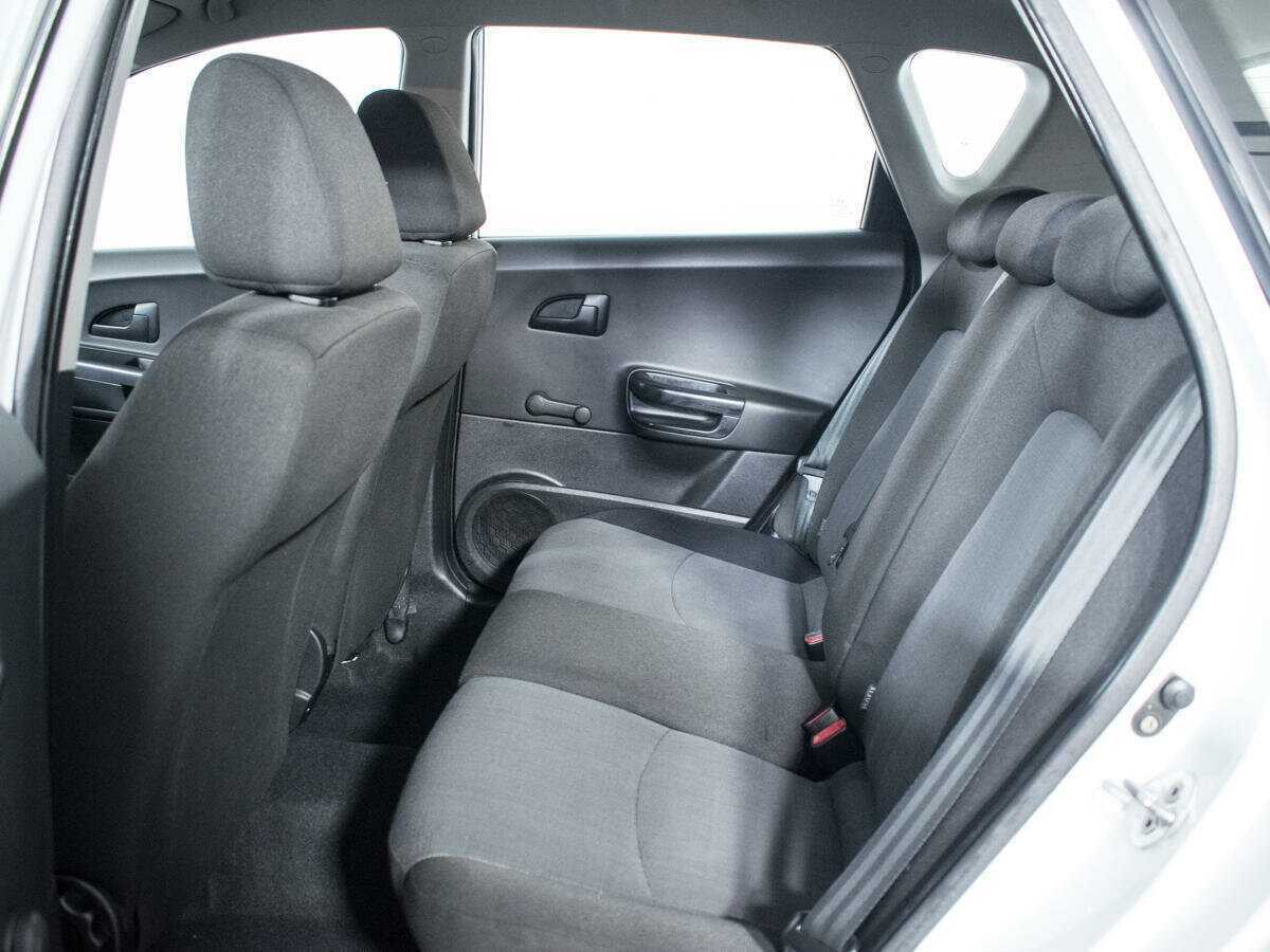 Kia Ceed, 2010 Фото №10