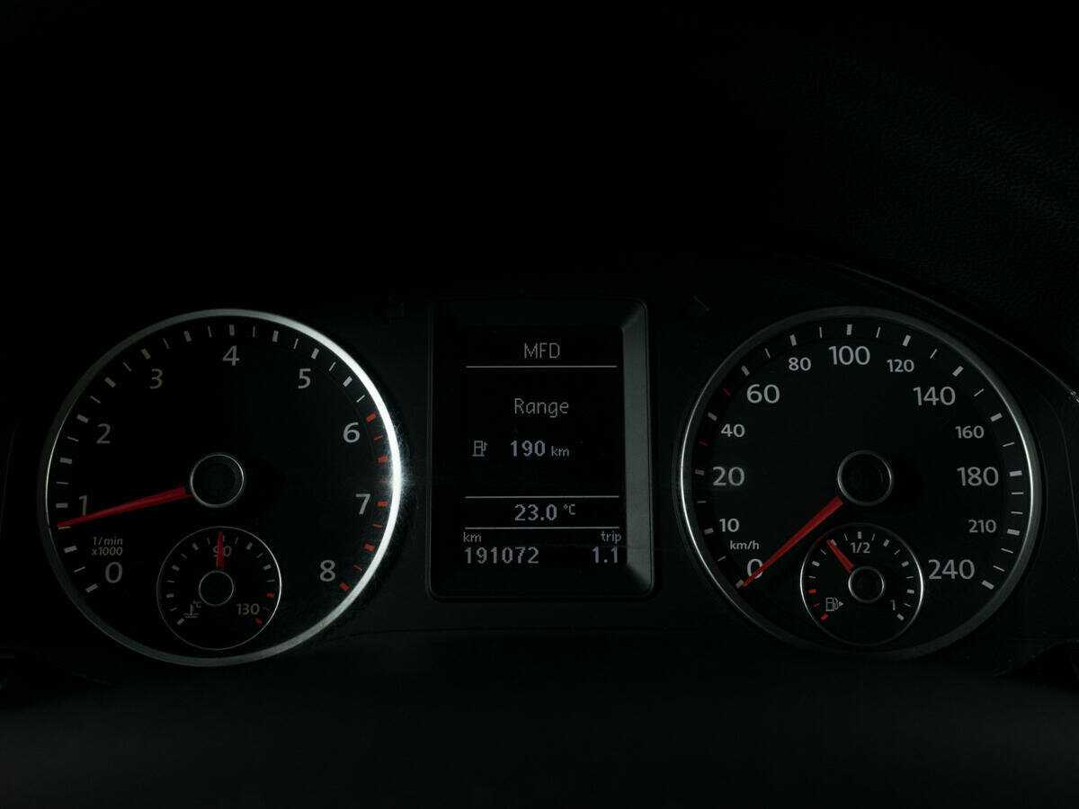 Volkswagen Tiguan, 2009 Фото №11