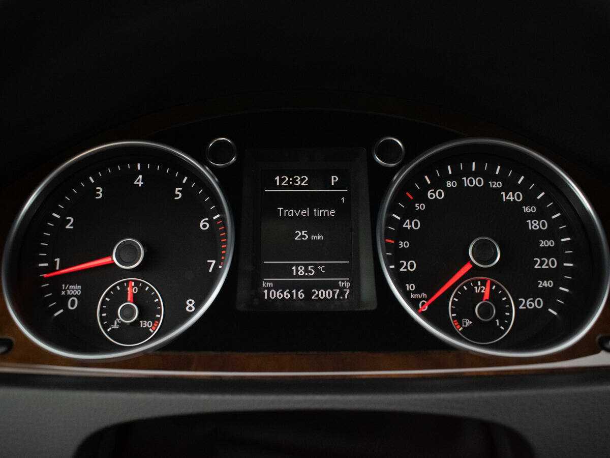 Volkswagen Passat, 2010 Фото №12