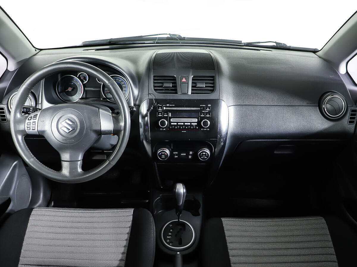 Suzuki SX4, 2010 Фото №13
