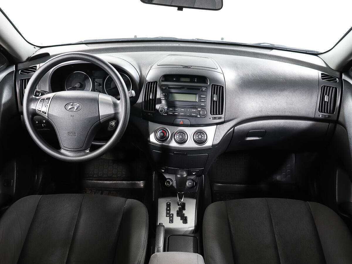 Hyundai Elantra, 2011 Фото №12