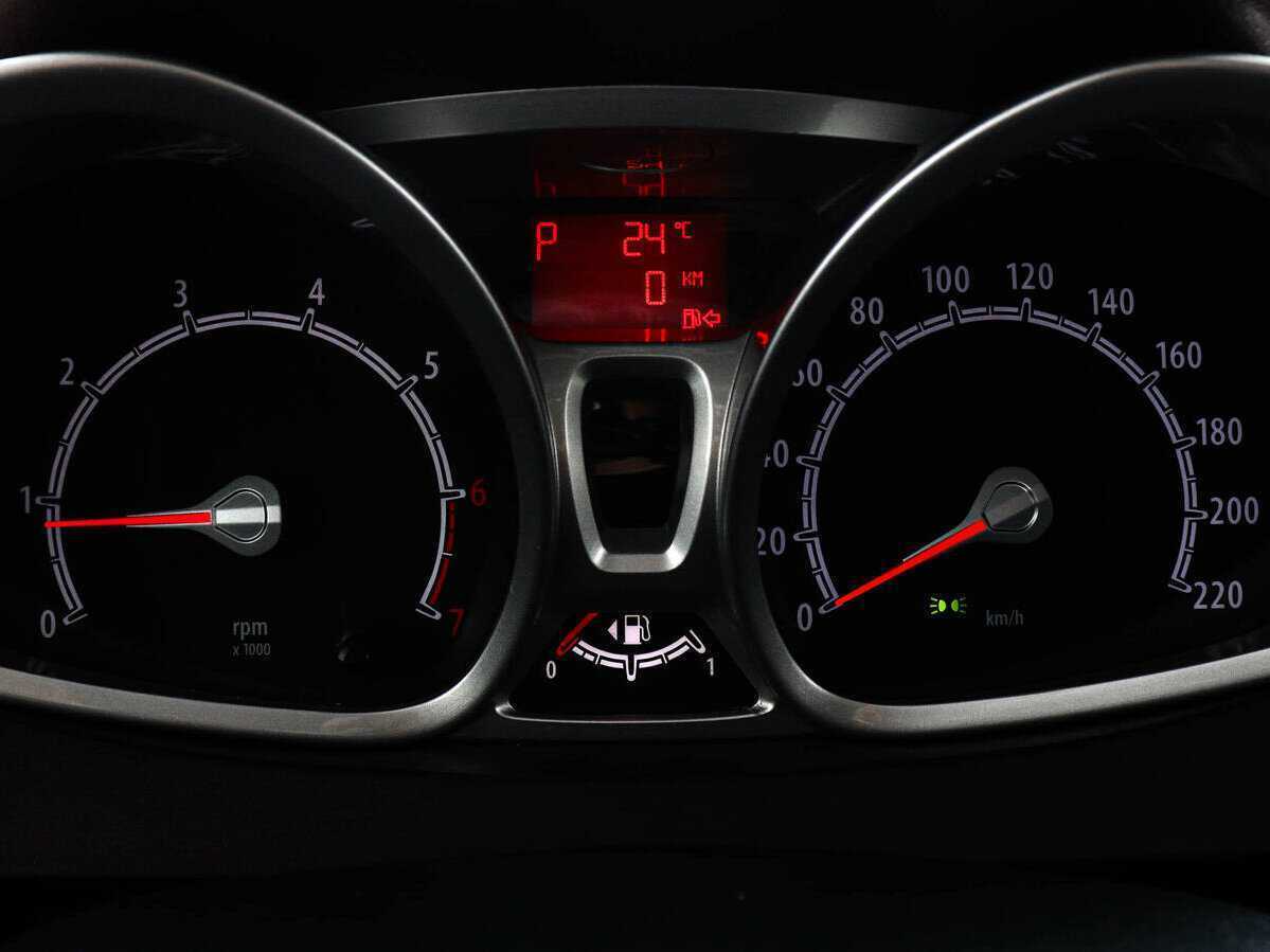 Ford Fiesta, 2010 Фото №7