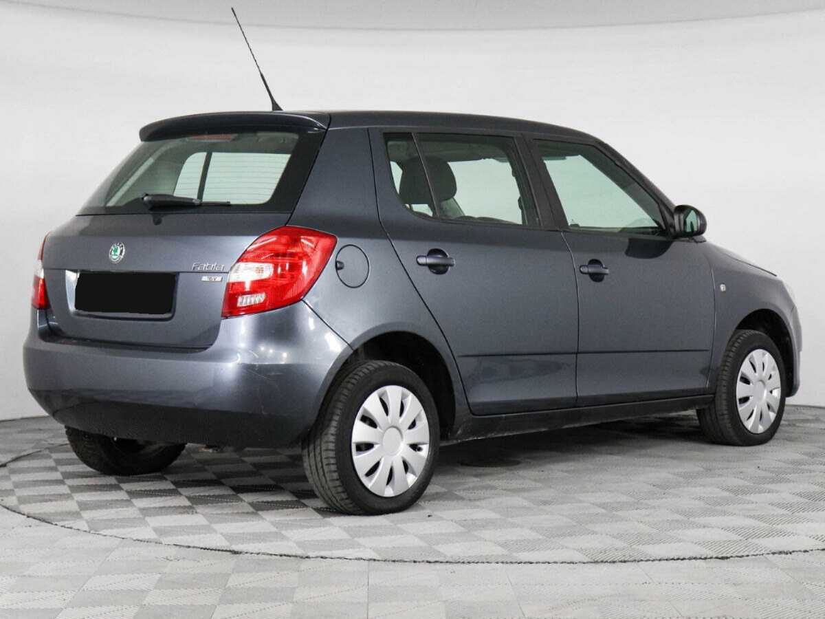 Skoda Fabia, 2011 Фото №3
