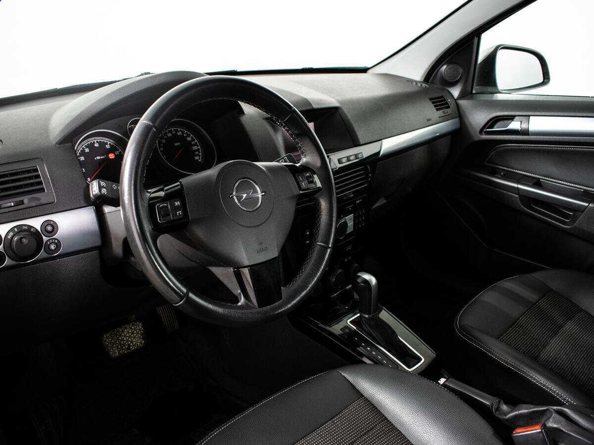 Opel Astra, 2010 Фото №13
