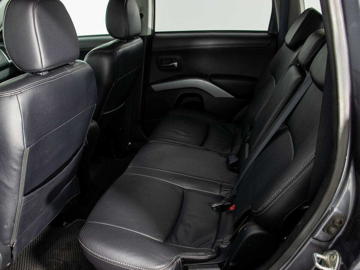 Mitsubishi Outlander, 2010 Фото №13