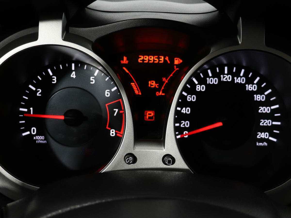 Nissan Juke, 2011 Фото №12