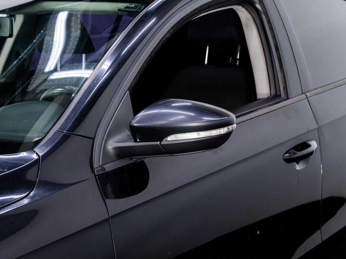 Volkswagen Passat, 2011 - 117 000 км. | Фото №8