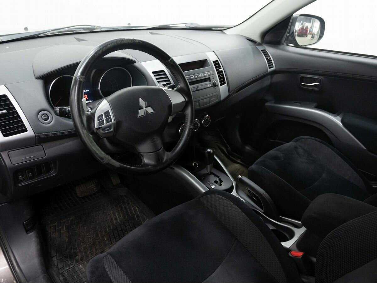 Mitsubishi Outlander, 2011 - 280 000 км. | Фото №7