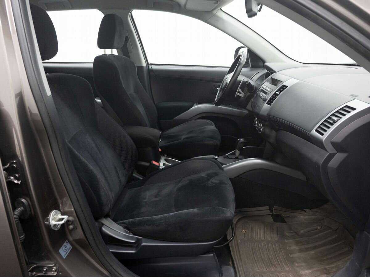 Mitsubishi Outlander, 2011 Фото №12