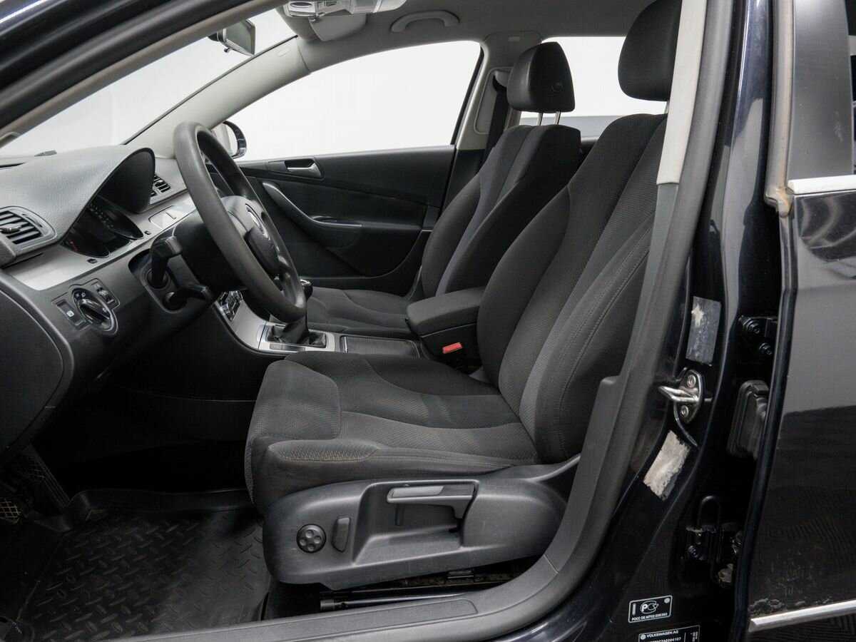 Volkswagen Passat, 2010 Фото №14