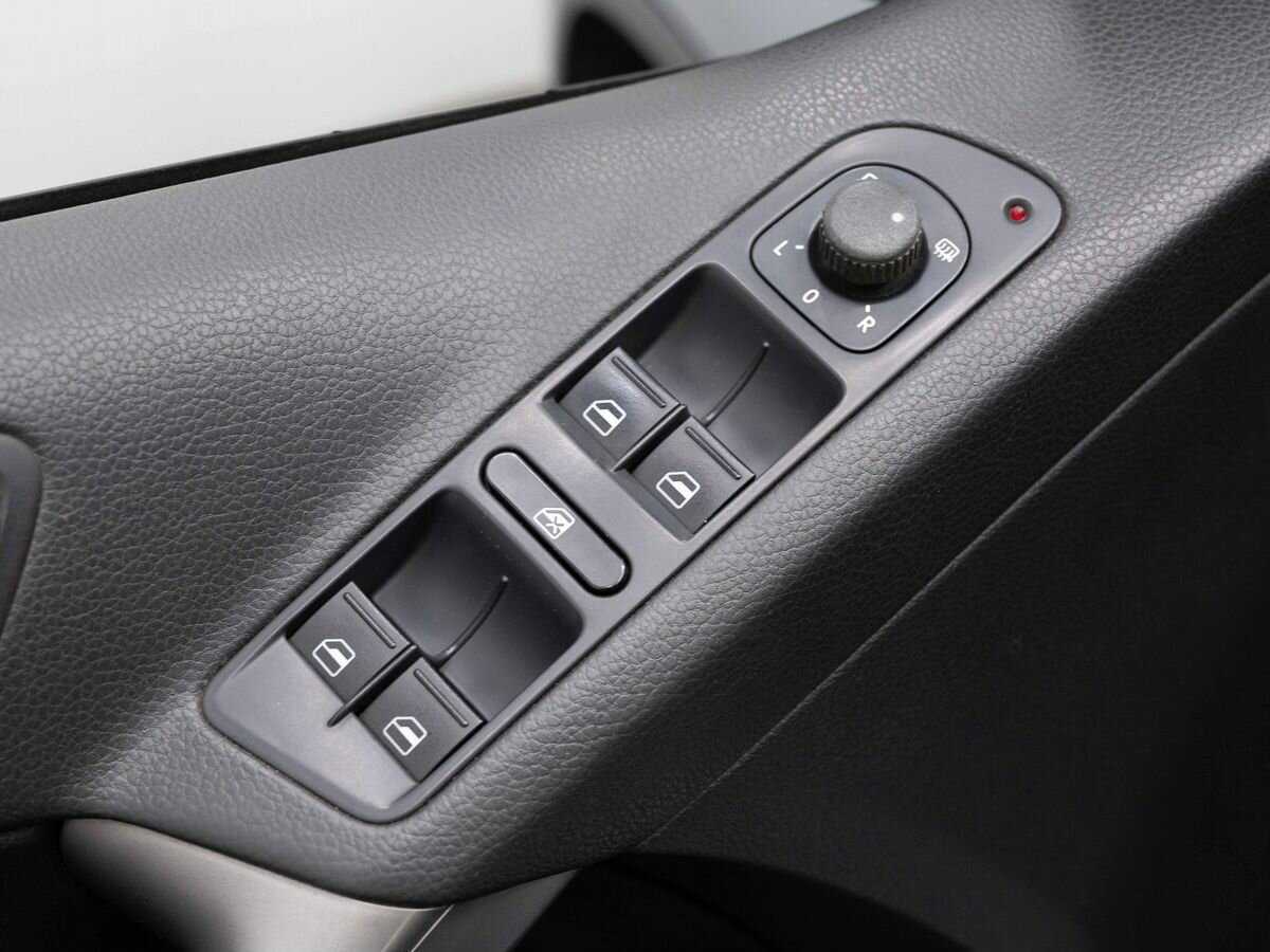 Volkswagen Tiguan, 2009 Фото №15