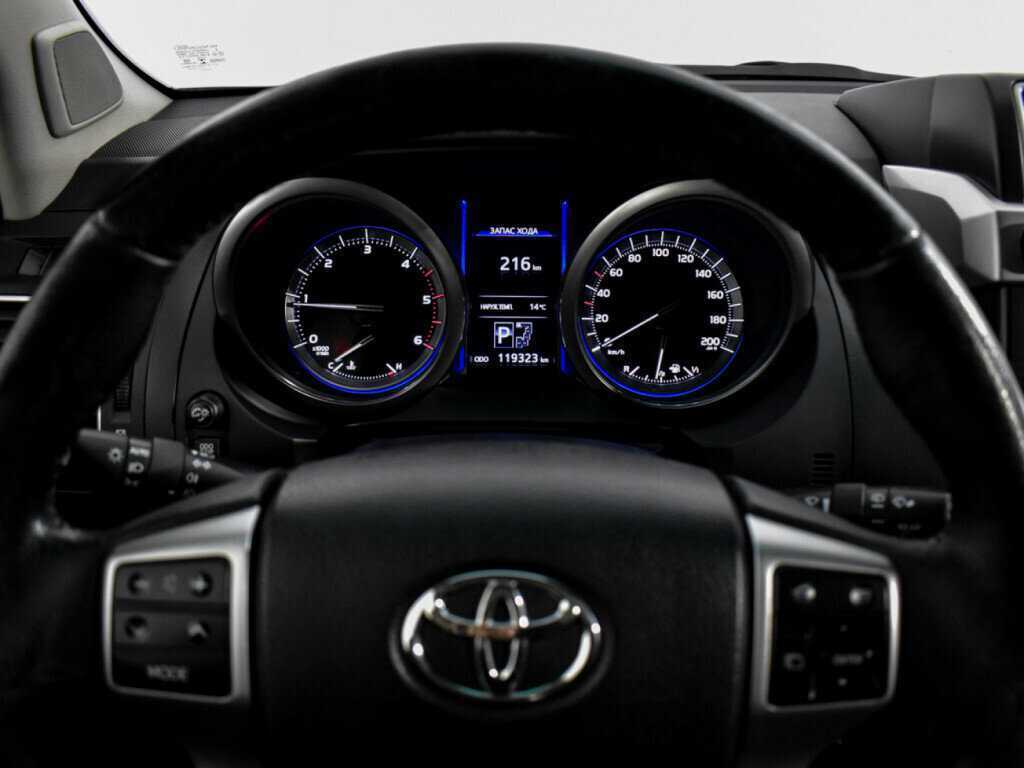 Toyota Land Cruiser Prado, 2017 Фото №11