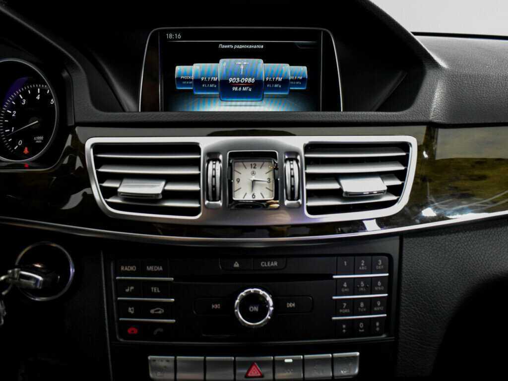 Mercedes-Benz E-Класс 200, 2015 Фото №16