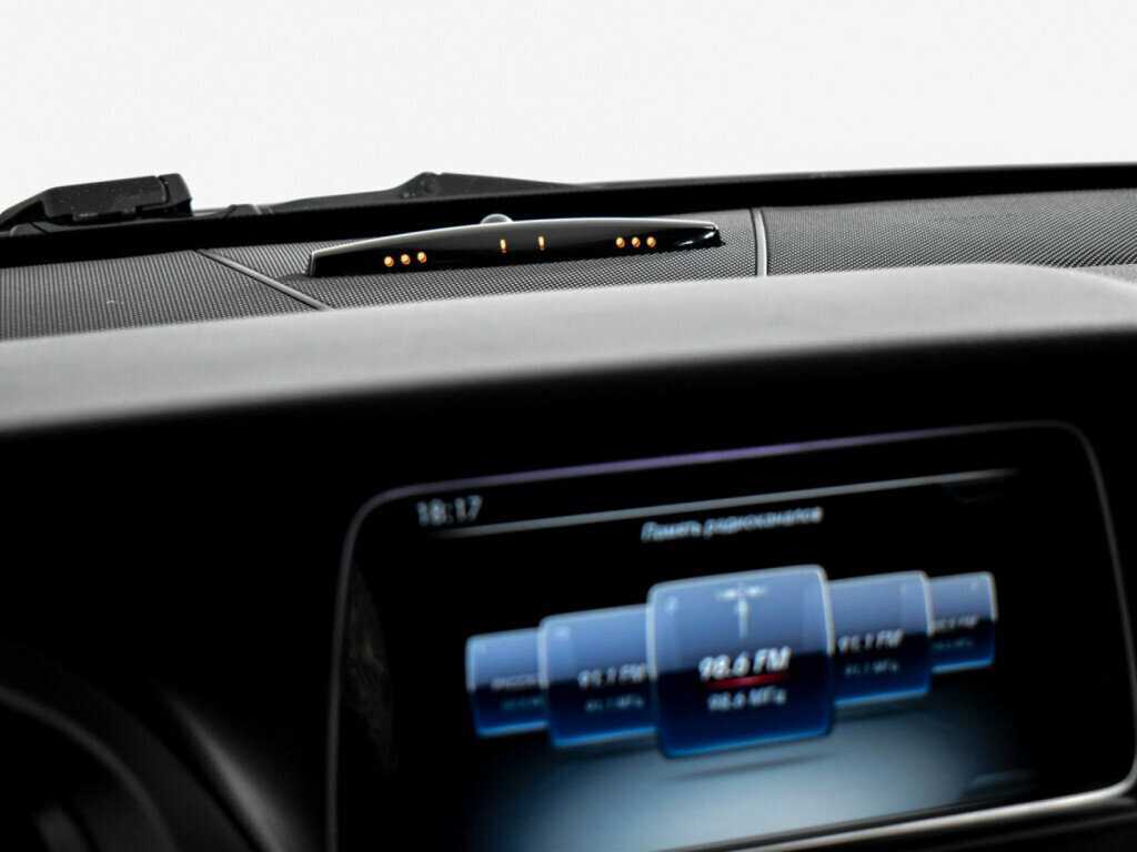 Mercedes-Benz E-Класс 200, 2015 Фото №20