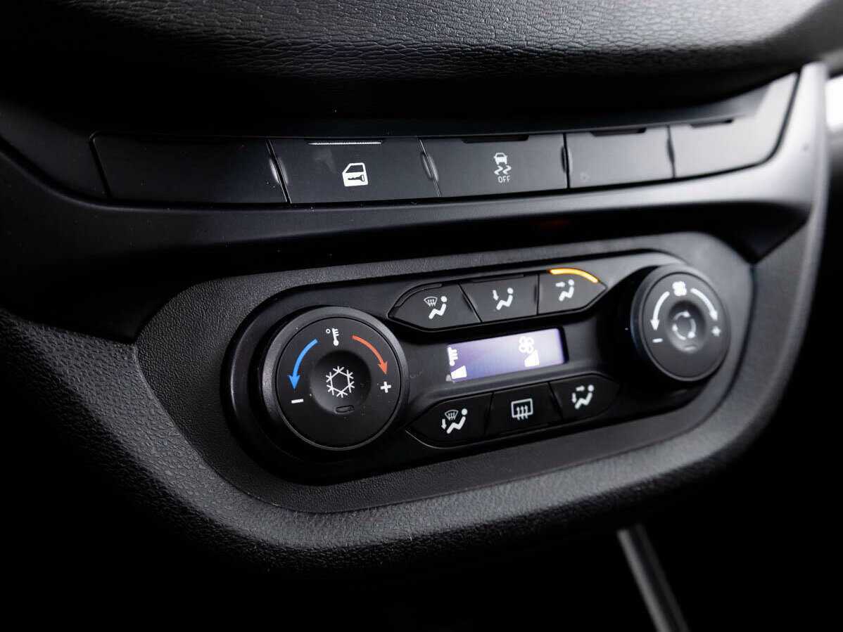 Lada (ВАЗ) Vesta, 2022 Фото №14