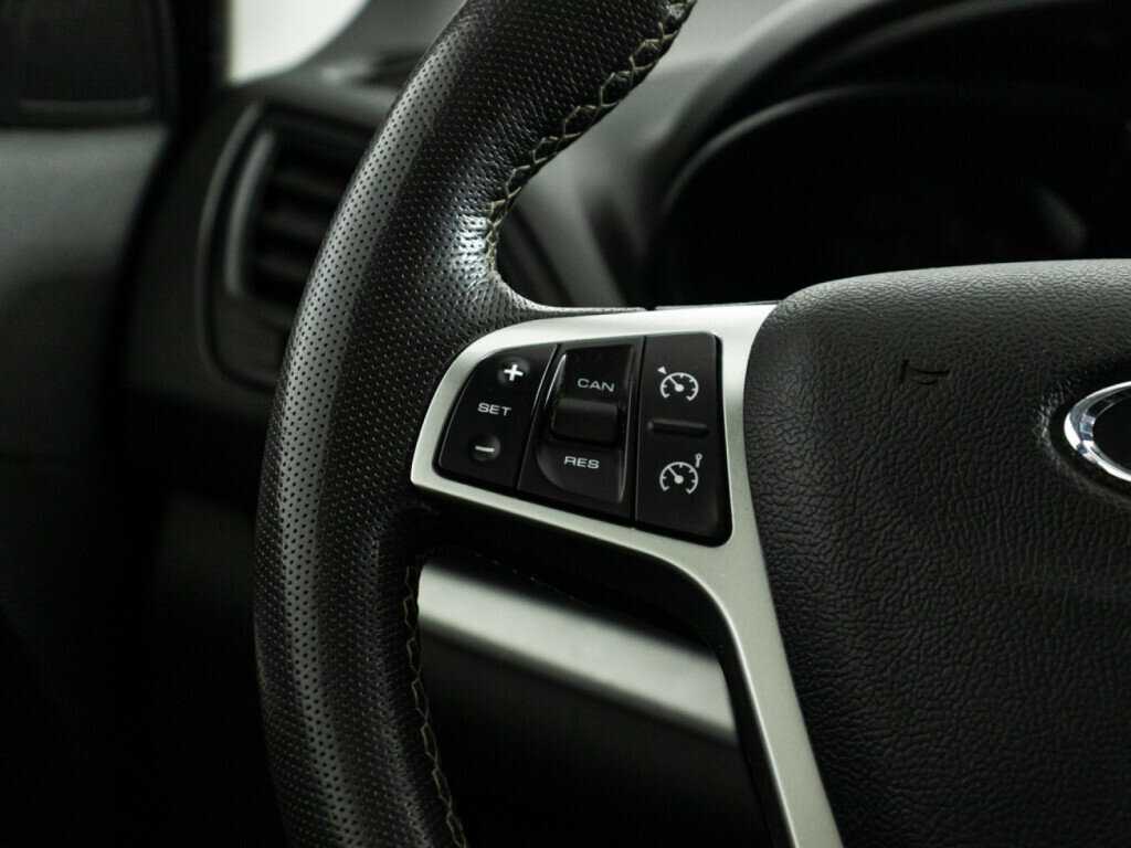 Lada (ВАЗ) Vesta SW, 2021 Фото №17