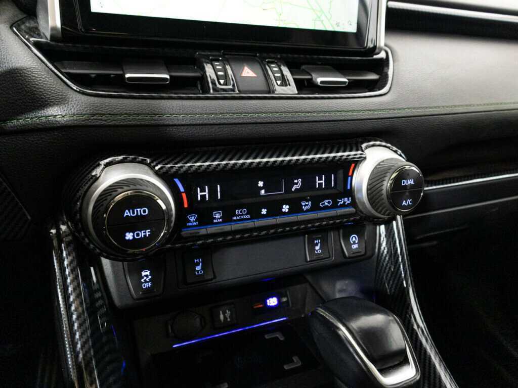 Toyota RAV4, 2022 Фото №18