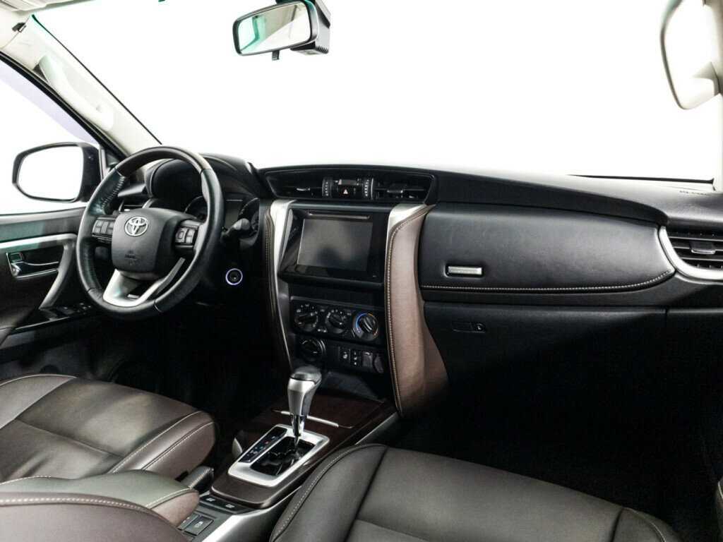 Toyota Fortuner, 2019 Фото №9