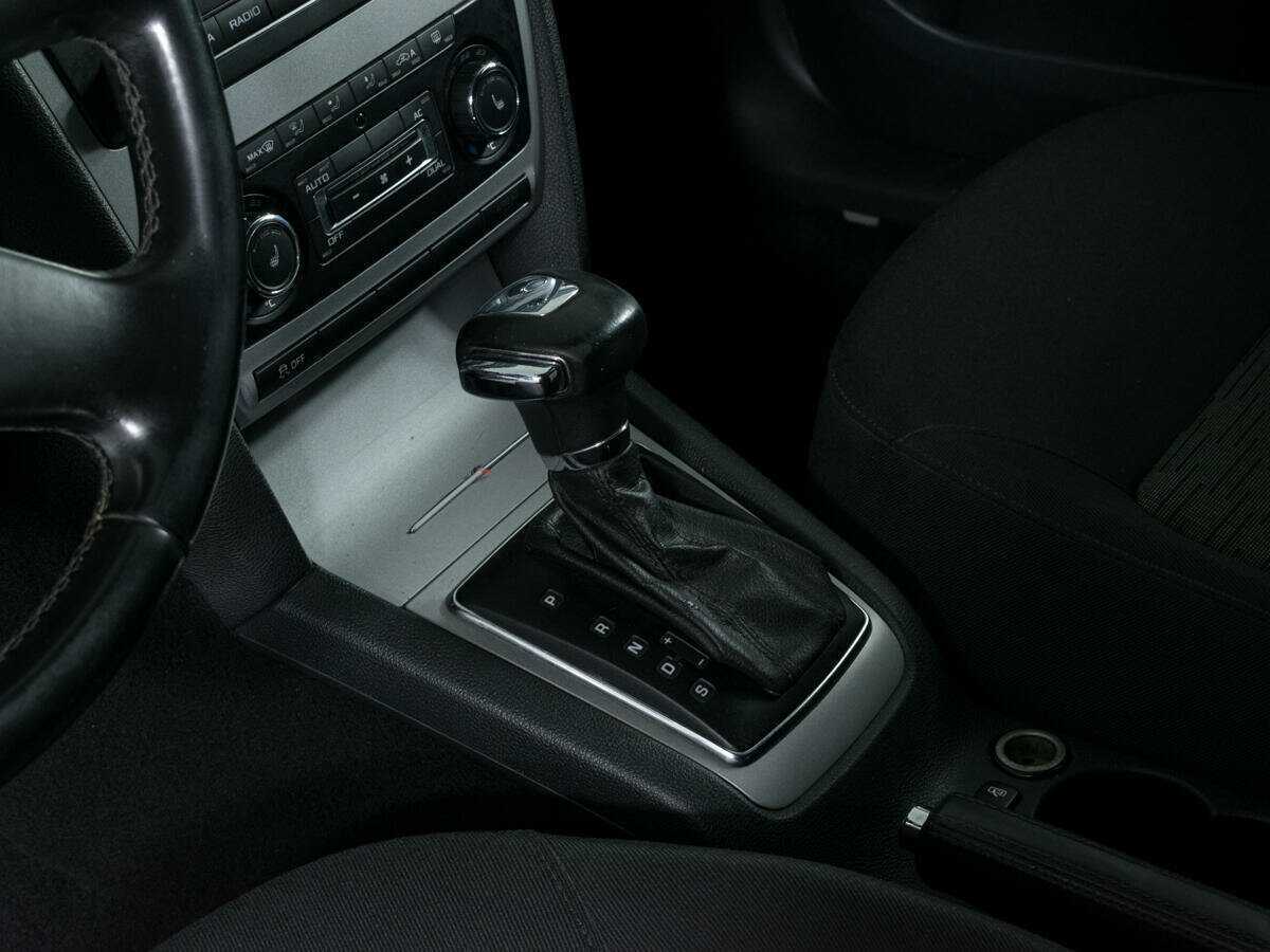 Skoda Octavia, 2011 Фото №16