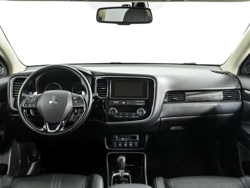 Mitsubishi Outlander, 2018 Фото №13