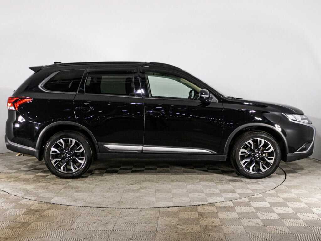 Mitsubishi Outlander, 2021 - 64 879 км. | Фото №4