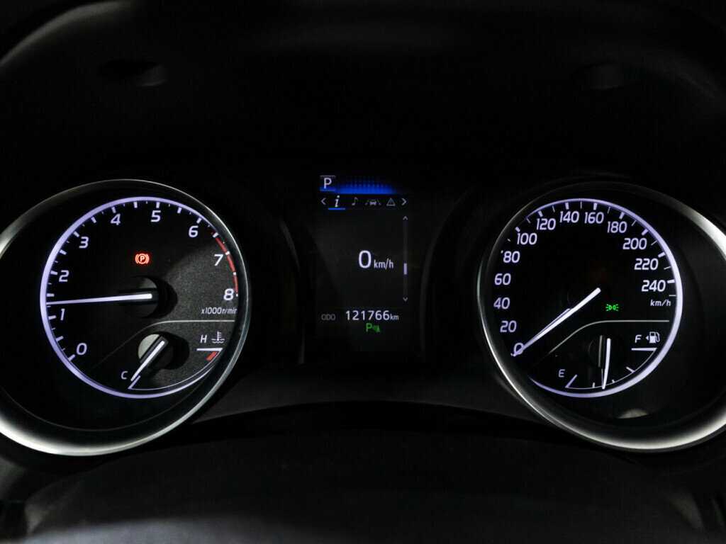 Toyota Camry, 2020 Фото №12