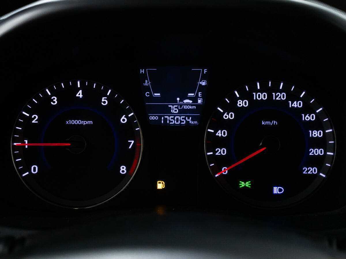 Hyundai Solaris, 2011 Фото №12