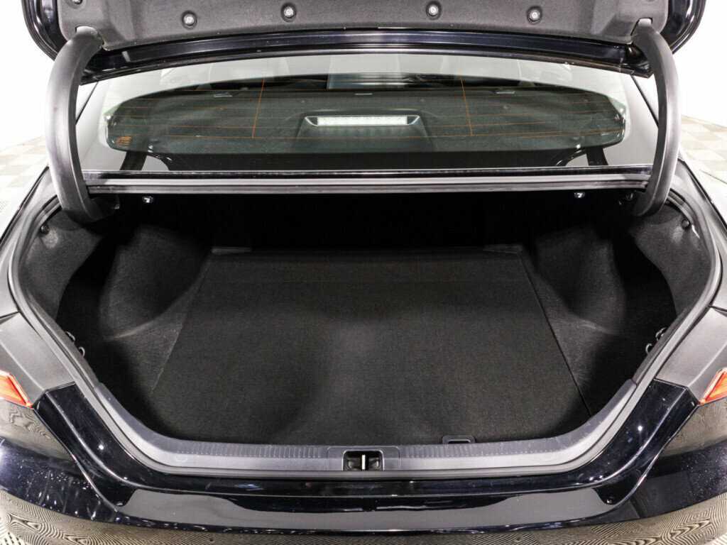 Toyota Camry, 2021 Фото №15