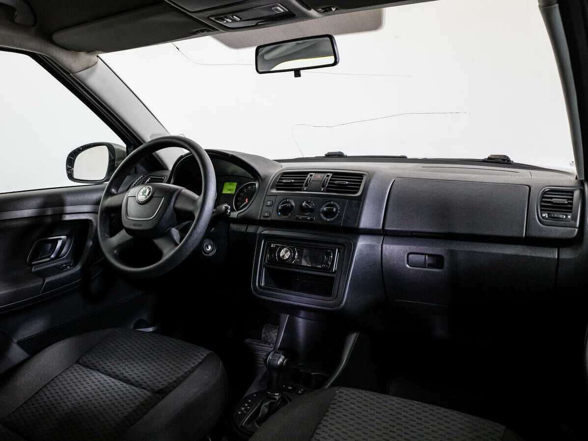 Skoda Fabia, 2011 Фото №9
