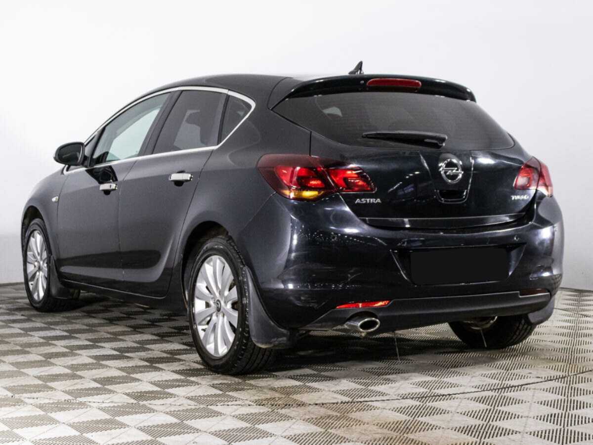 Opel Astra, 2010 - 146 992 км. | Фото №7