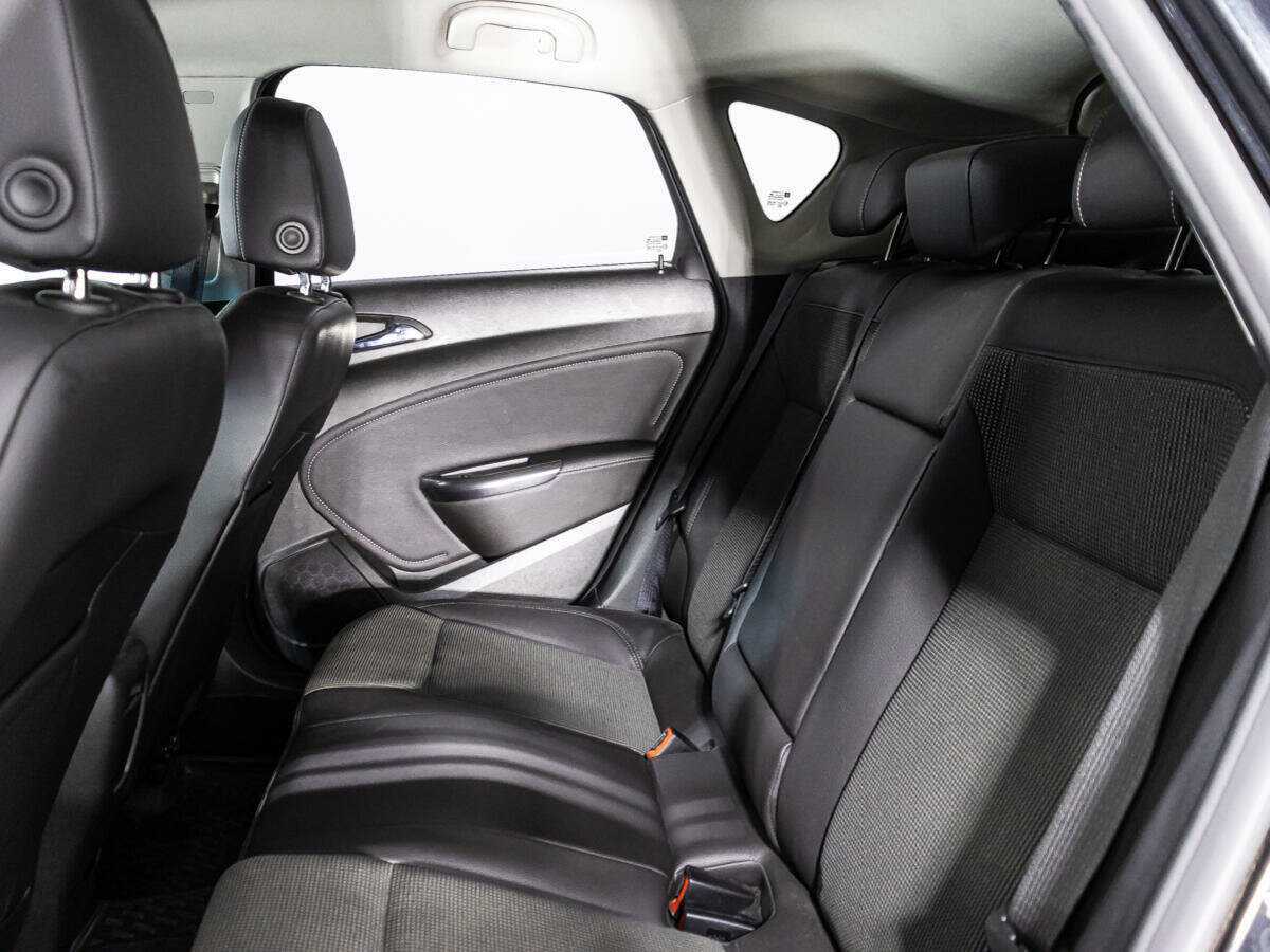 Opel Astra, 2010 Фото №10