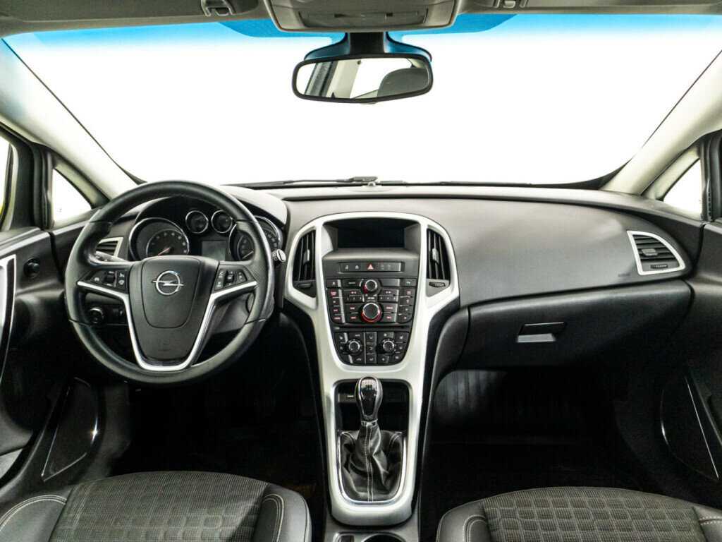Opel Astra GTC, 2011 Фото №13