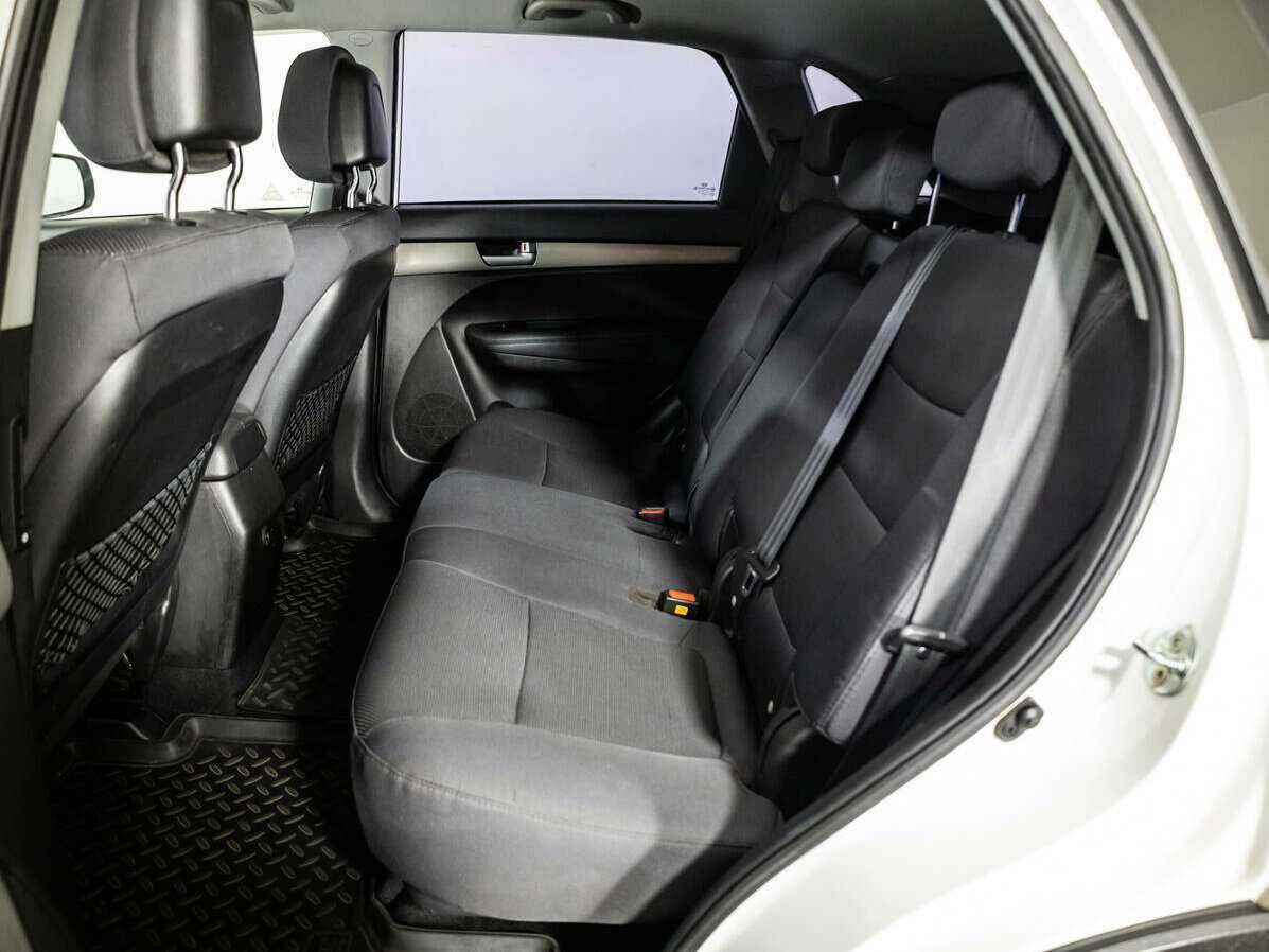 Kia Sorento, 2010 Фото №8