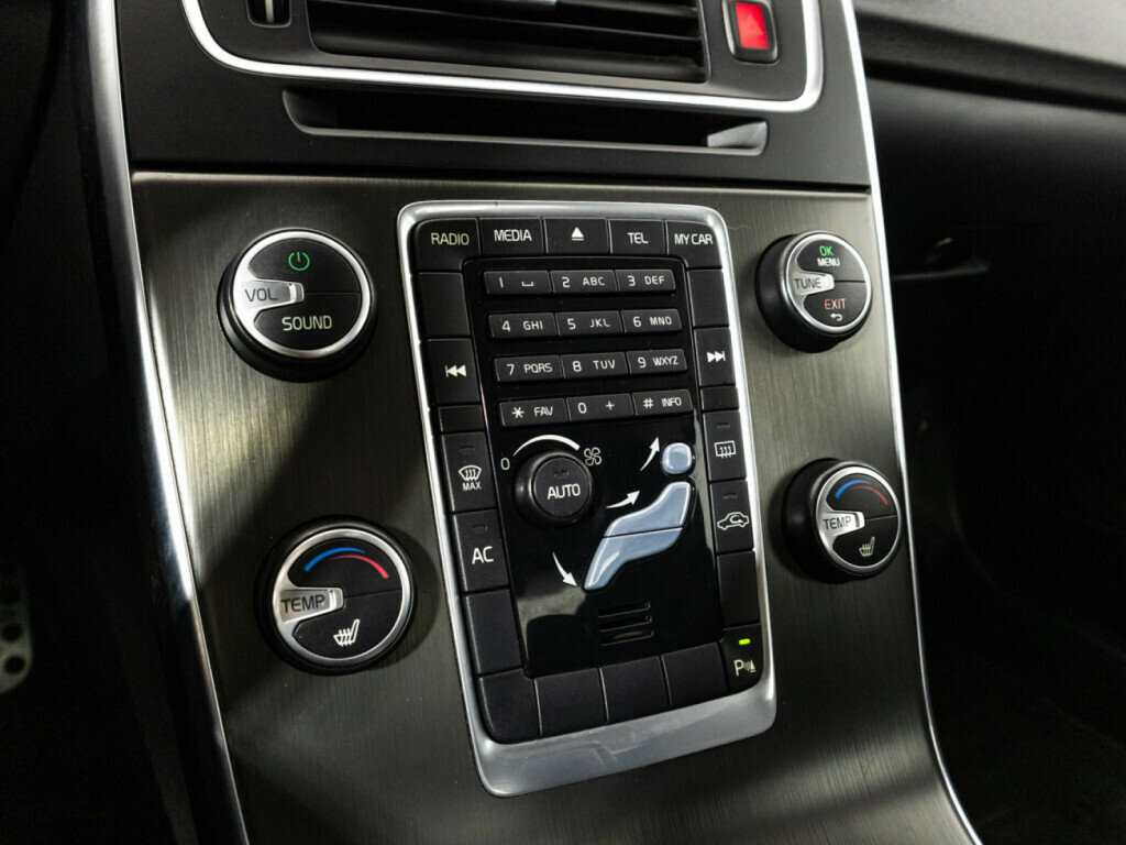 Volvo S60, 2011 Фото №15