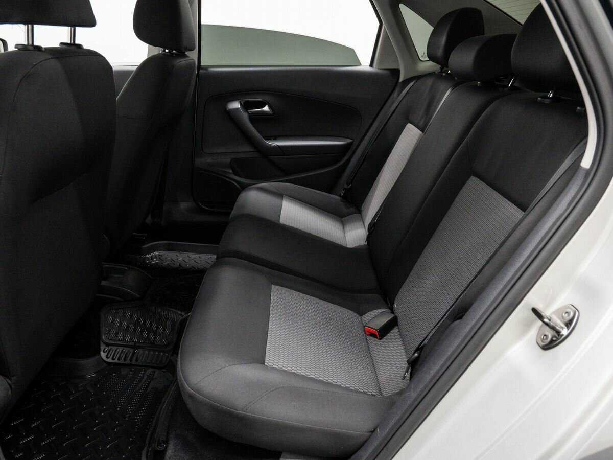 Volkswagen Polo, 2011 Фото №11