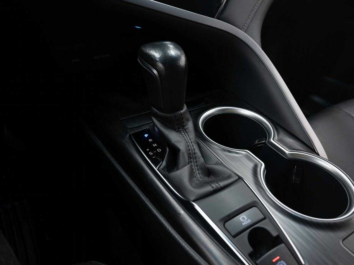 Toyota Camry, 2021 Фото №24