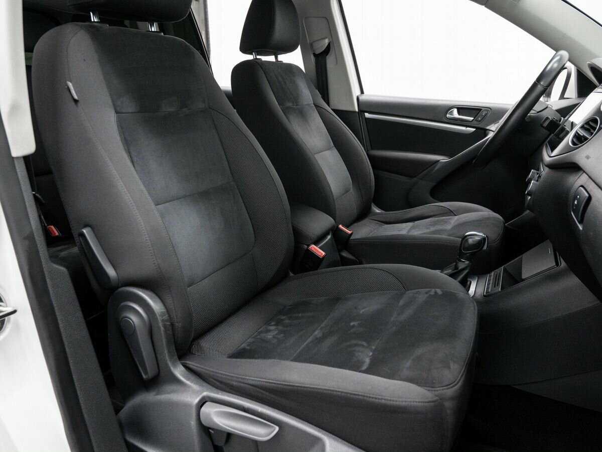 Volkswagen Tiguan, 2011 Фото №9