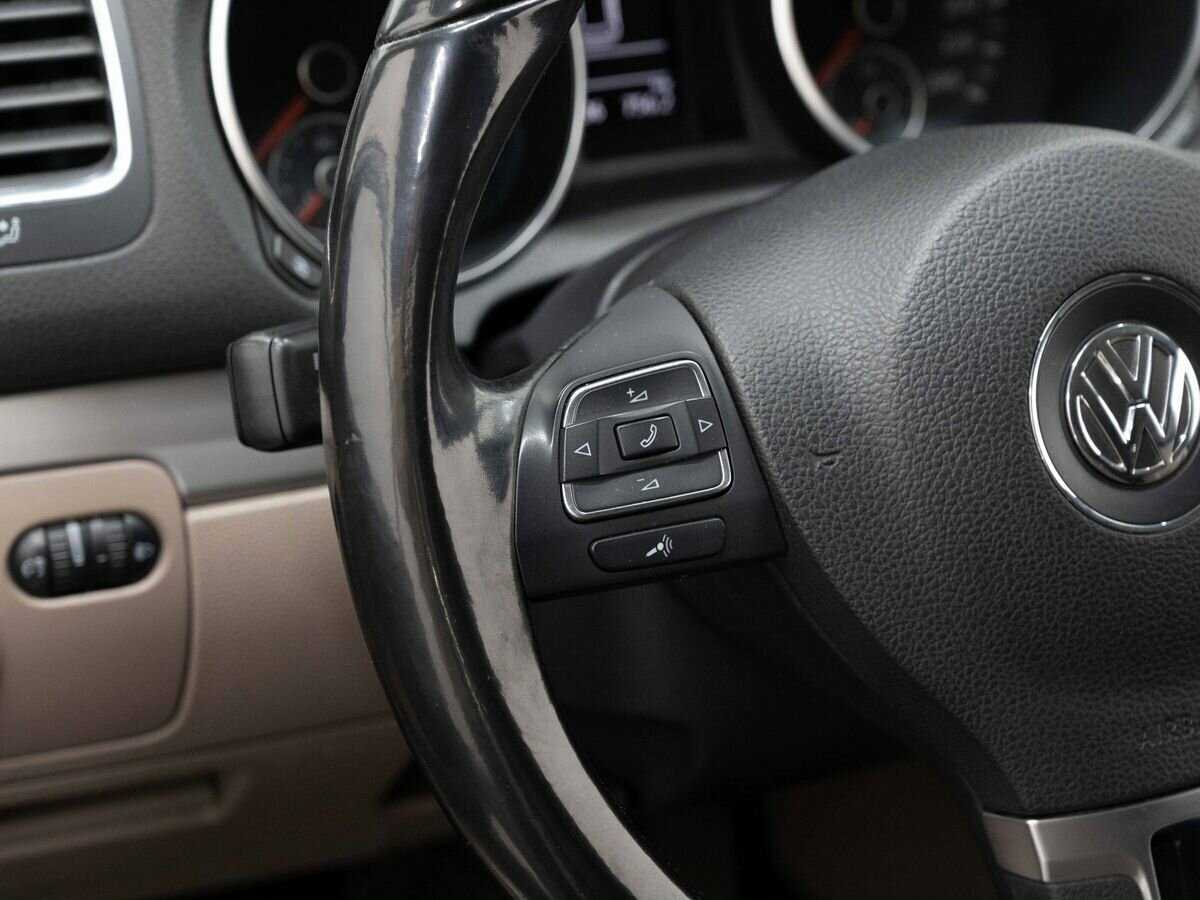 Volkswagen Golf, 2011 Фото №13