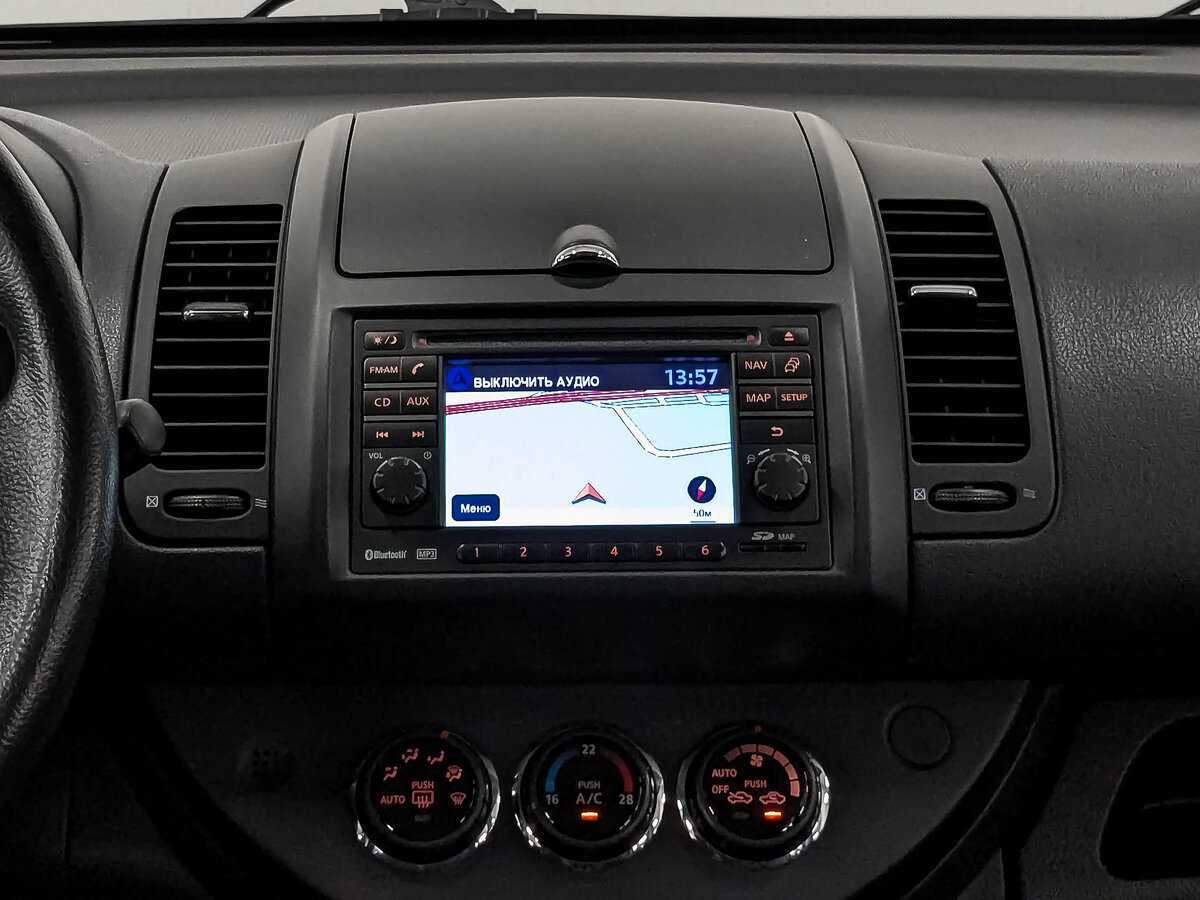 Nissan Note, 2011 Фото №17