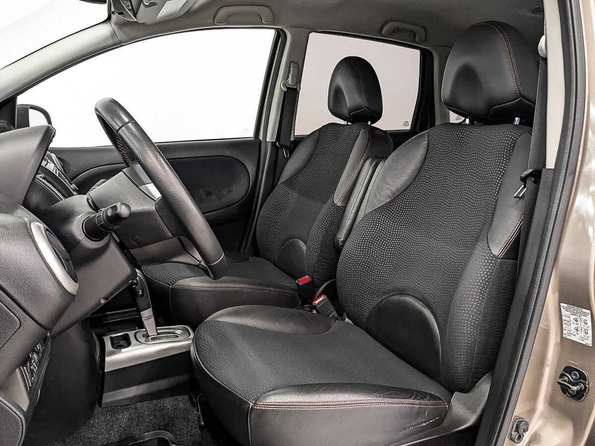 Nissan Note, 2011 Фото №20