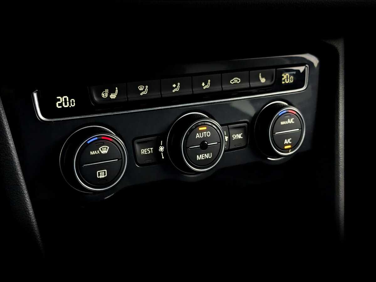 Volkswagen Tiguan, 2020 Фото №26