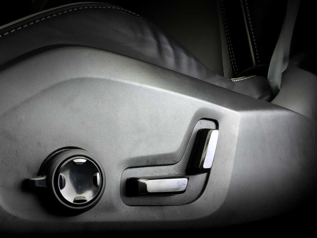 Volvo XC60, 2022 Фото №21